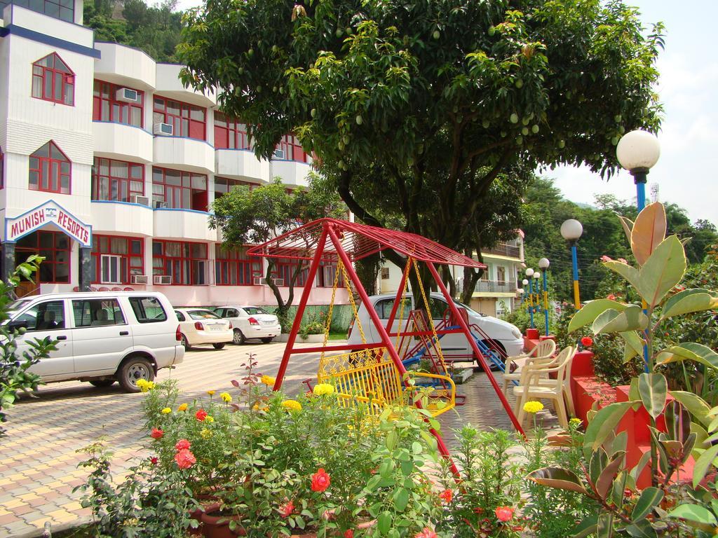 Munish Resorts Манди Экстерьер фото